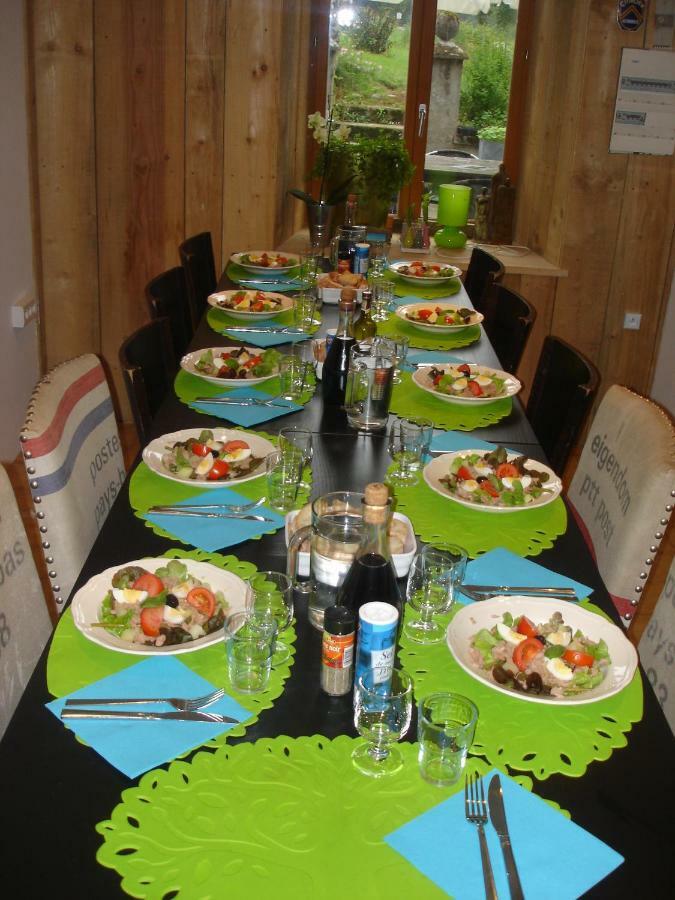 Biert Les Deux Velos Chambres D'Hotes-Table D'Hotes מראה חיצוני תמונה